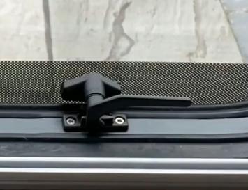 raambeveiliging ramen camper